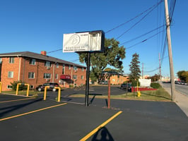11476570