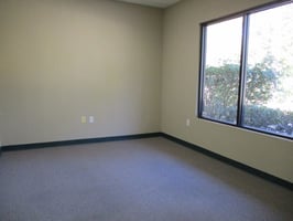 3076541