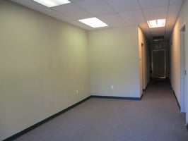 3076550