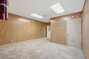 13708565
