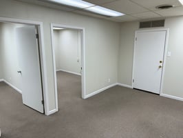 3103864