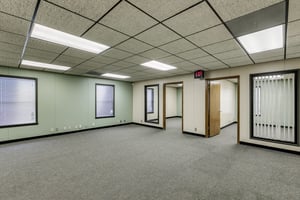 661157