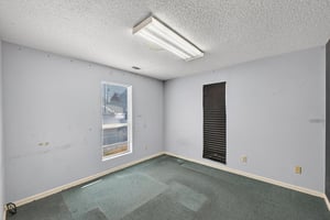 11846118