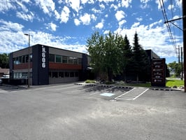 3146138