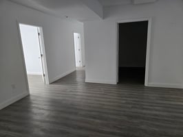 3183553