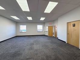 3895247