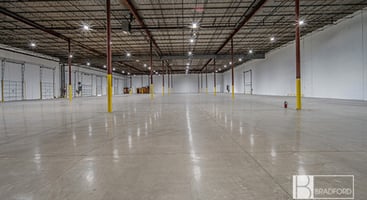 13670573