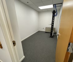3845296