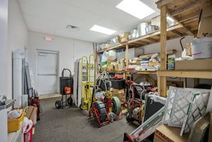 3225619
