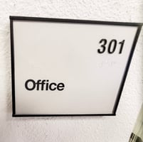 3231284