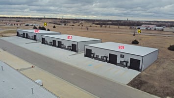 3231643