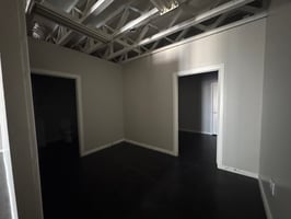 3298570