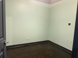 3325517