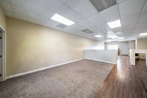 12600405