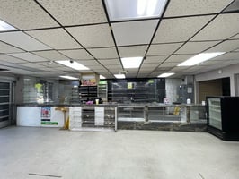 12611900