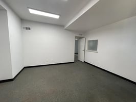 3884098