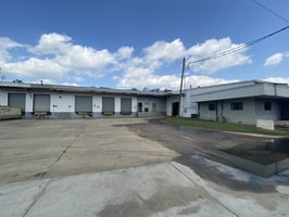 3425695