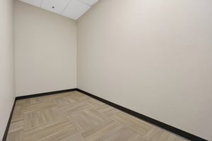 3456989