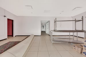 3855061
