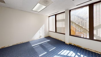 3886475