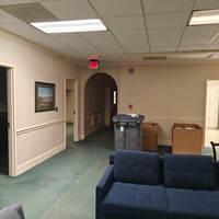 13704516