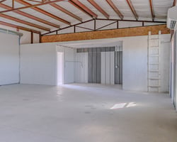 13005886