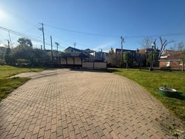13040300