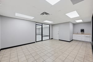 3587598