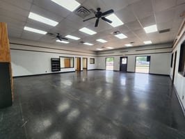 13160189