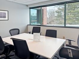 3693985