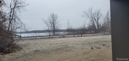 13413031