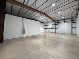 3851598