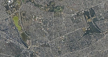 13693564