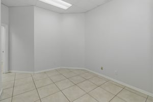 3860510
