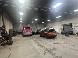 13568694