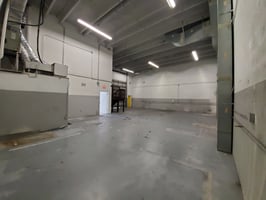 3865351