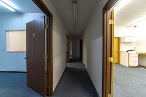 13618297