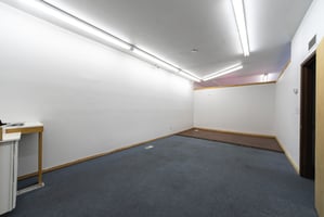 13618298