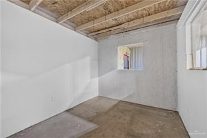 13678938