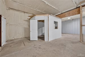 13678937