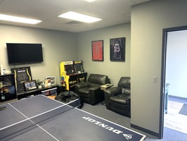 3887231