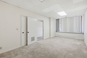 13708455