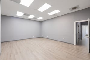13739032