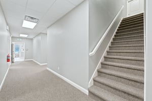 13748610