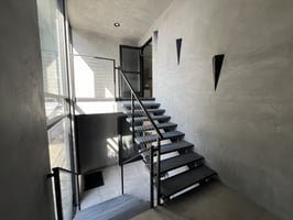 13751813