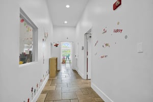 13784403