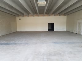 3883400