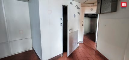 3883668