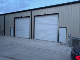 3884064