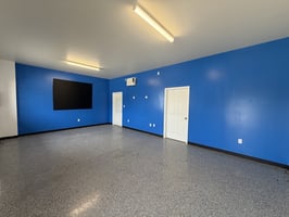 3884076